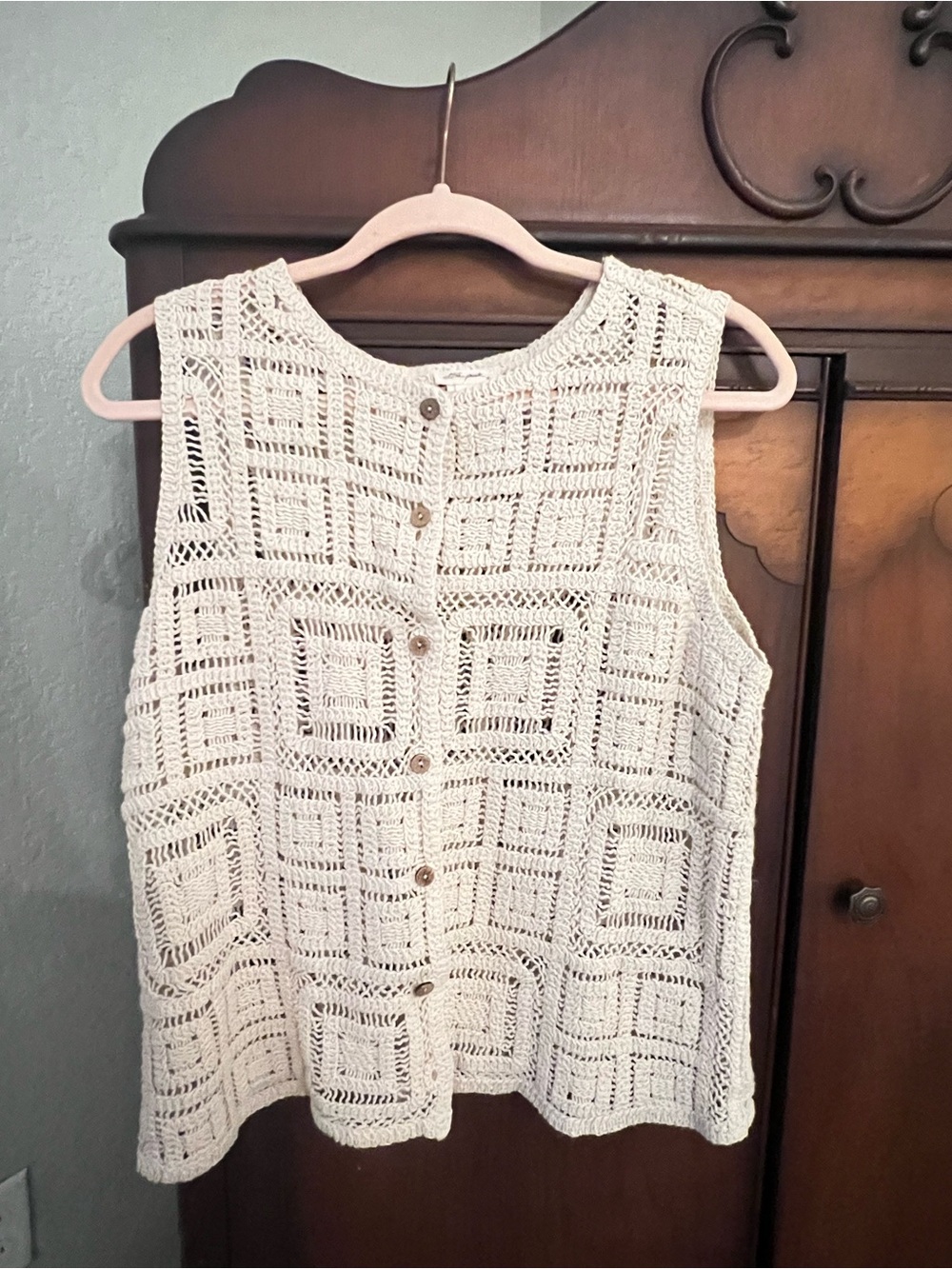 Ultra Pink Crochet Knit Button up Tank Top in Cream